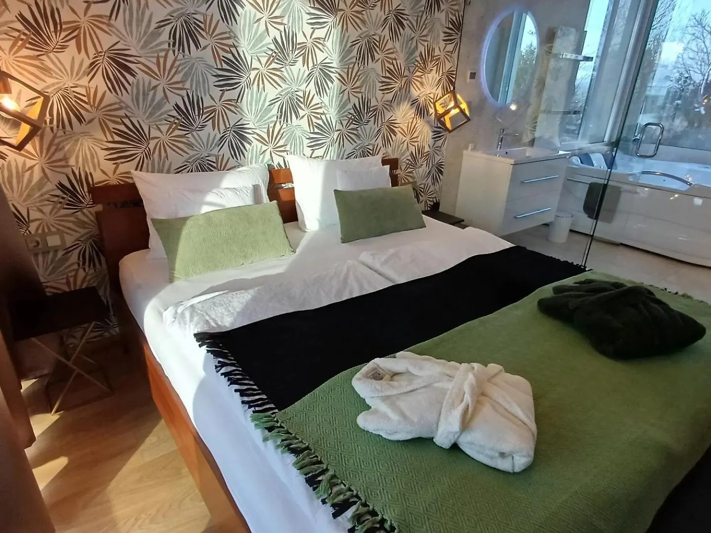 Welcome House Eger